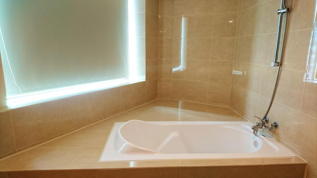 Metropolis Hotel Taoyuan Extérieur photo
